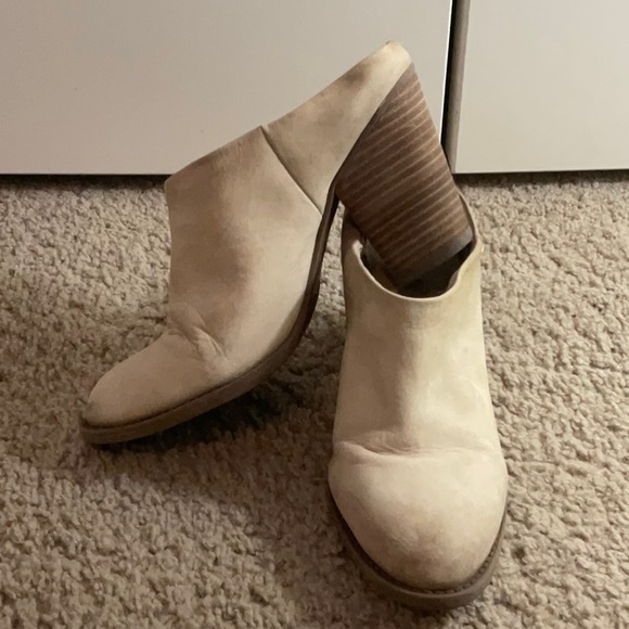 Aldo Mules - Picture 1 of 9